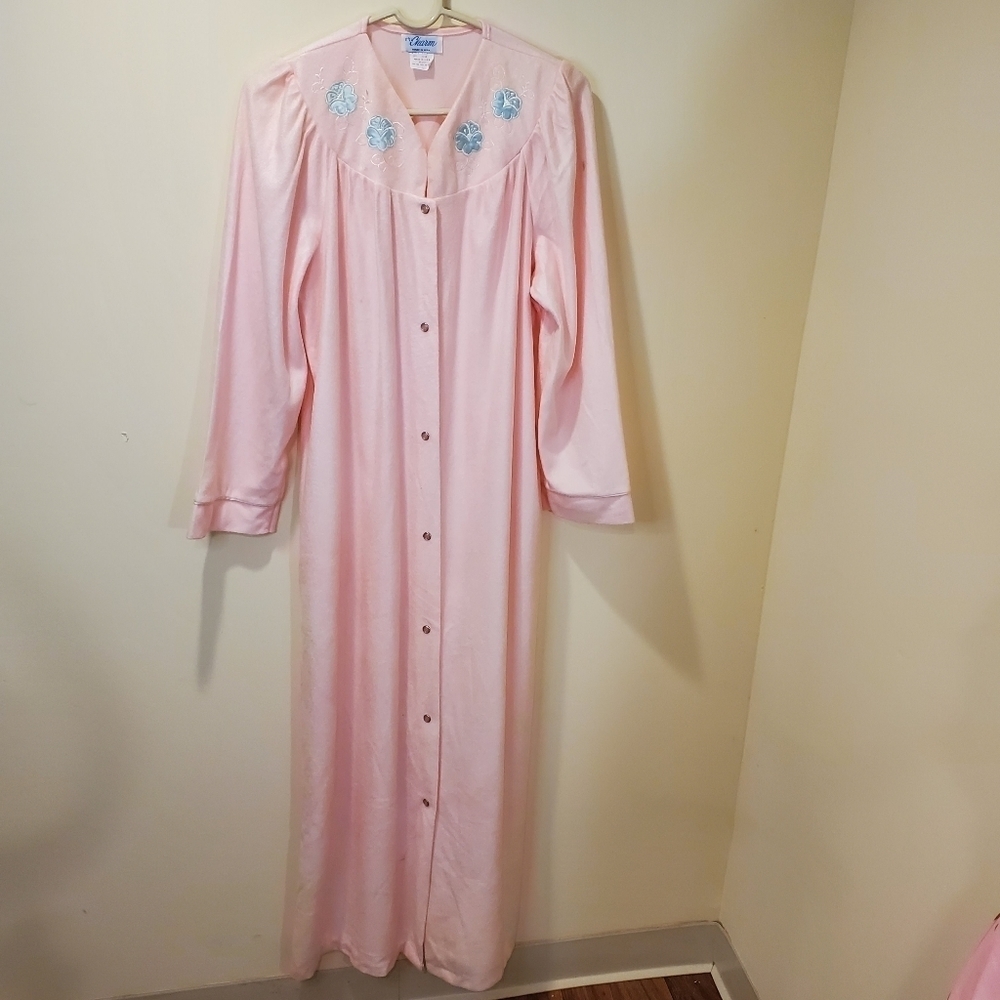Vintage It's a Charm Night gown size L